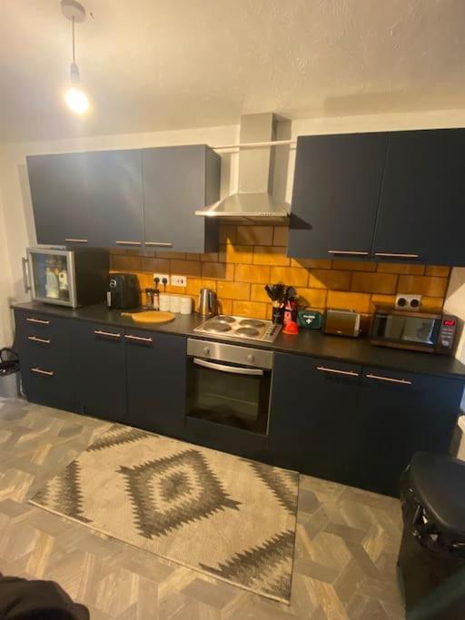 Mountain View Two Bedroom Llwynypia Dış mekan fotoğraf