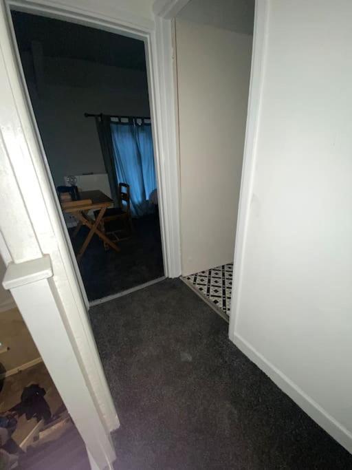 Mountain View Two Bedroom Llwynypia Dış mekan fotoğraf